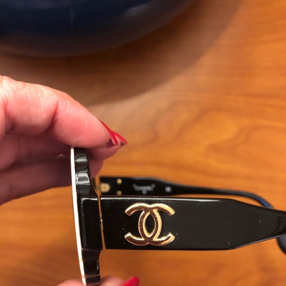 Vintage Chanel 03524 C0229 Sunglasses - Picture 7 of 12